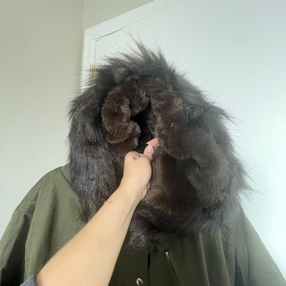 NWT Loft Parka in army green - Picture 3 of 5